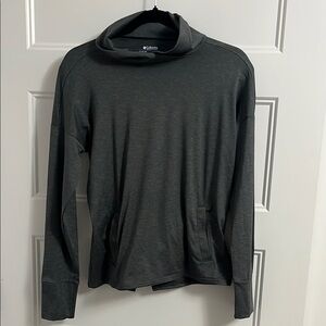 Columbia women’s shirt